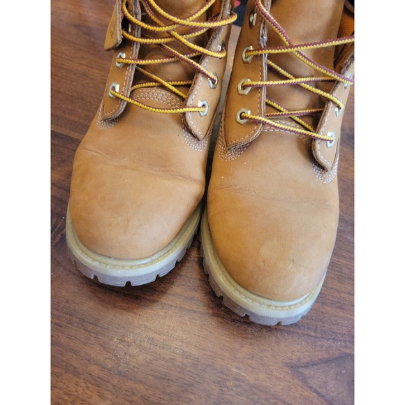 Timberland Boots size 7 Womens waterproof 6 inch nubuck - Picture 3 of 13
